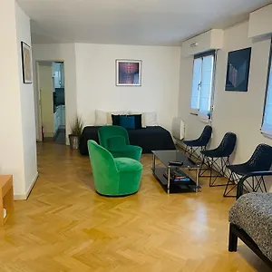 Beautiful 45 M2 Private In Montparnasse Parigi