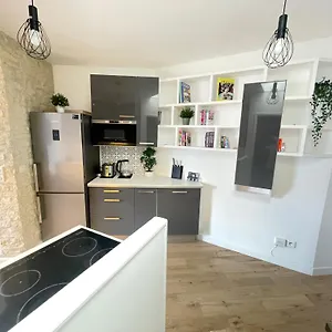 Superbe Haussmannien Suspendu Appartement